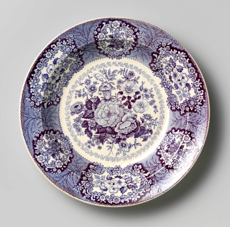 Bord met bloemdecor (1864), Petrus Regout & Co