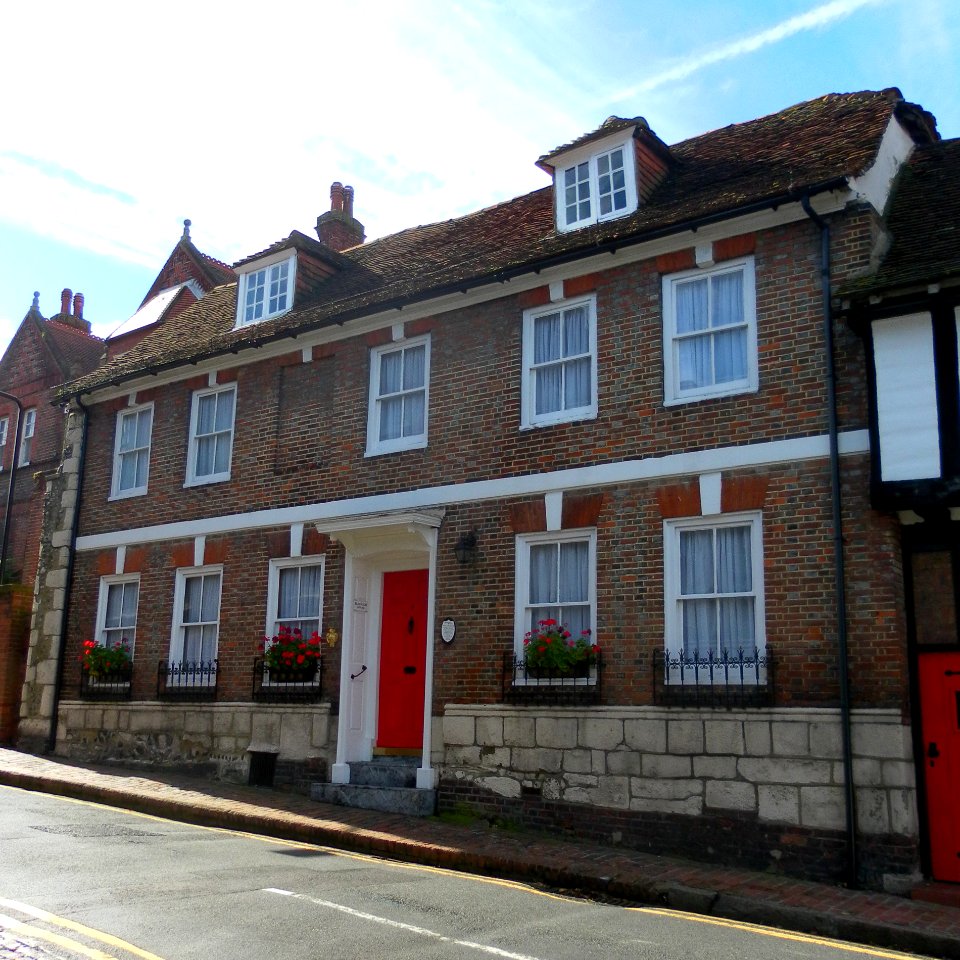 Borough House, Borough Lane, Old Town, Eastbourne (NHLE Code 1353109) (October 2012)