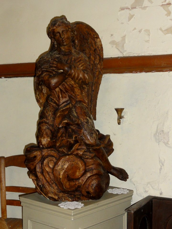 Bornambusc (Seine-Mar.) église, statue 15 un ange
