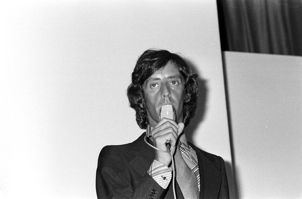 Bontmode van Maison Kuiper wordt getoond in Hiltonhotel radio en tv-presentator , Bestanddeelnr 926-6486