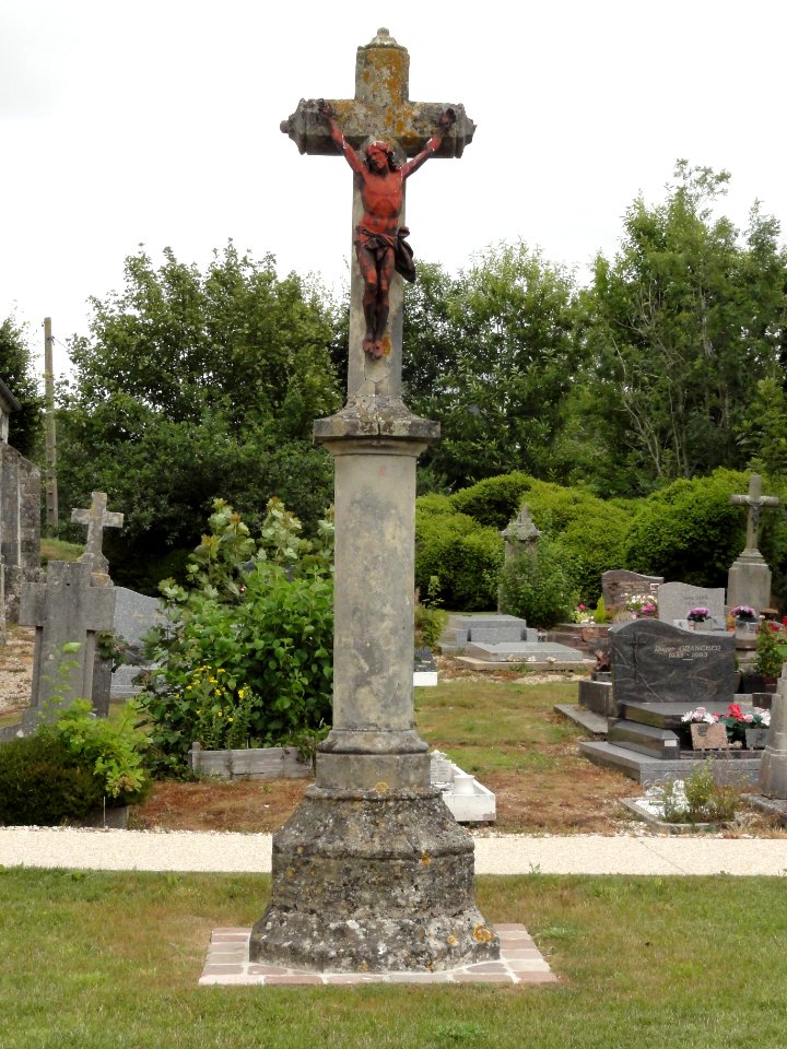 Bornambusc (Seine-Mar.) croix de cimetière