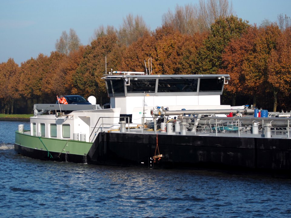 Bonova, ENI 02328704 op het Amsterdam-Rijn kanaal, foto 6