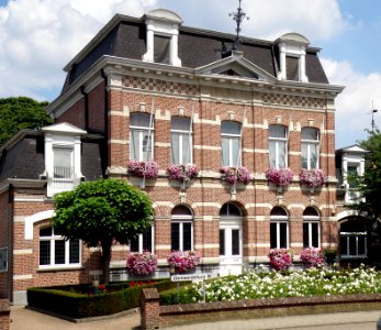 Borsbeek Gemeentehuis 2