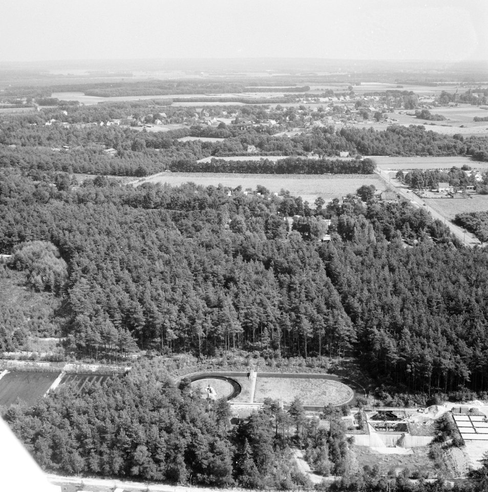 Bossen, gebouwen, overzichten, Bestanddeelnr 250-8800