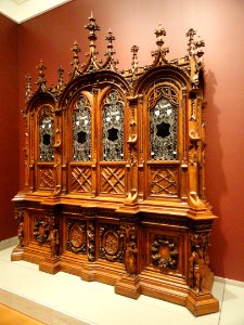 Bookcase, Bulkley and Herter manufacturer, Gustave Herter designer, Ernst Plassmann woodcarver, 1852-1853 - Nelson-Atkins Museum of Art - DSC09206