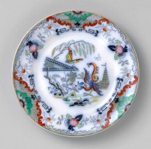 Bord met Japans tafereel met vlinder & draak (1880), Petrus Regout & Co