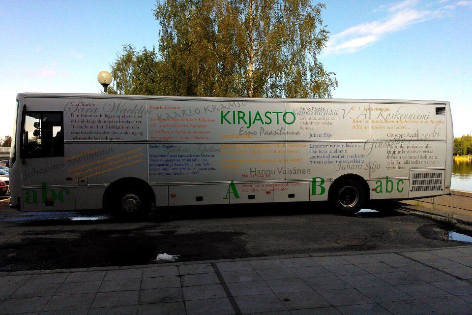 Bookmobile Oulu 20120611