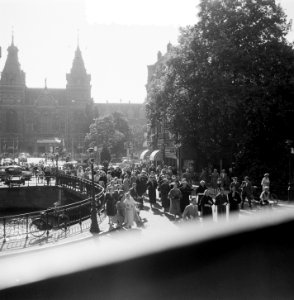 Bontshow in de straten van Amsterdam, Bestanddeelnr 905-9365