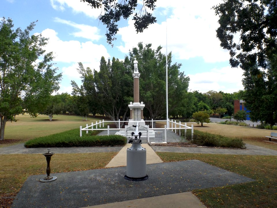 Booval War Memorial
