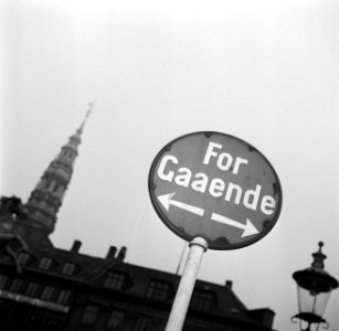 Bord voor voetgangers, Bestanddeelnr 252-8840
