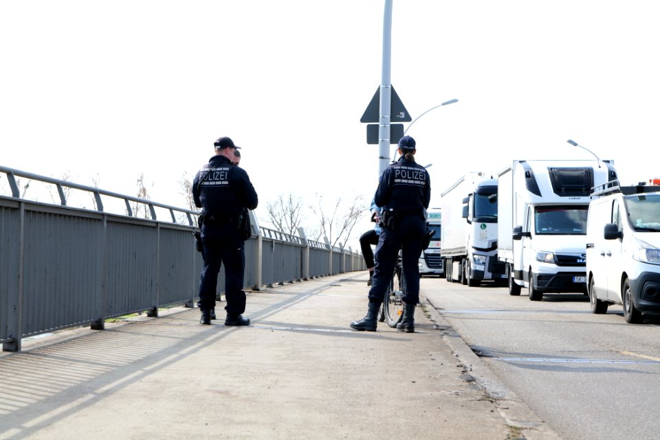 Border control checkpoint at Europe bridge German side 2020-03-16 05