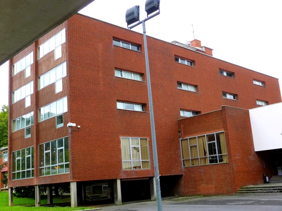 Bilbao - Facultad de Ciencias Económicas y Empresariales de la UPV-EHU (Sarriko) 3