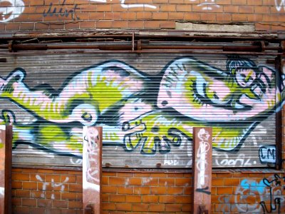 Bilbao - Ribera de Deusto, graffiti 44