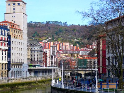 Bilbao - Ría y rascacielos de Bailén