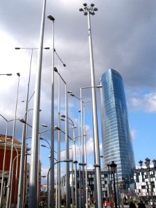 Bilbao - Torre Iberdrola y Bosque de Farolas photo