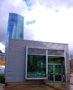 Bilbao - Torre Iberdrola y Oficina de Turismo