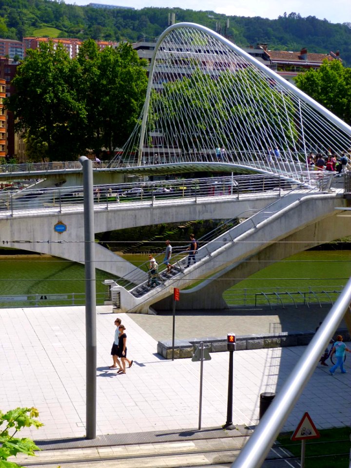 Bilbao - Zubizuri 22