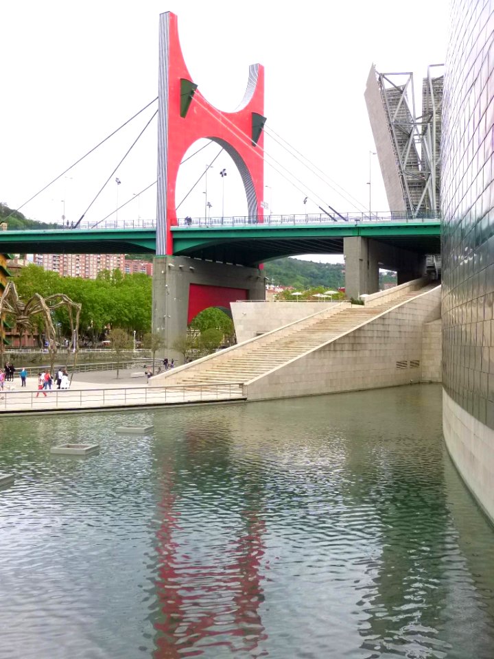 Bilbao - Guggenheim 76