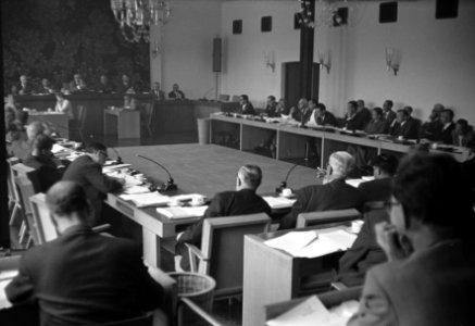 Bijeenkomst van de SER over de representativiteit der hog ambtenaren, Bestanddeelnr 910-7012