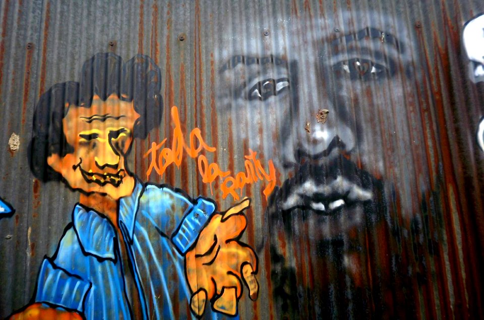 Bilbao - Ribera de Deusto, graffiti 02