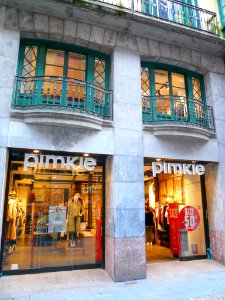 Bilbao - Tienda de Pimkie en la Calle Bidebarrieta photo