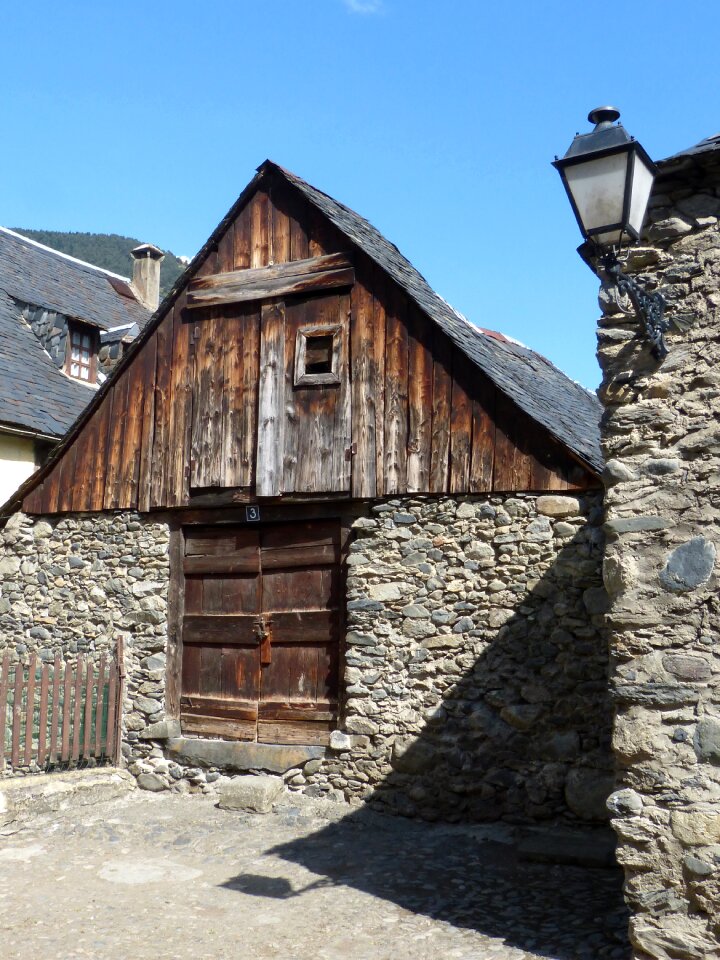 Val d'aran pyrenees traditional construction