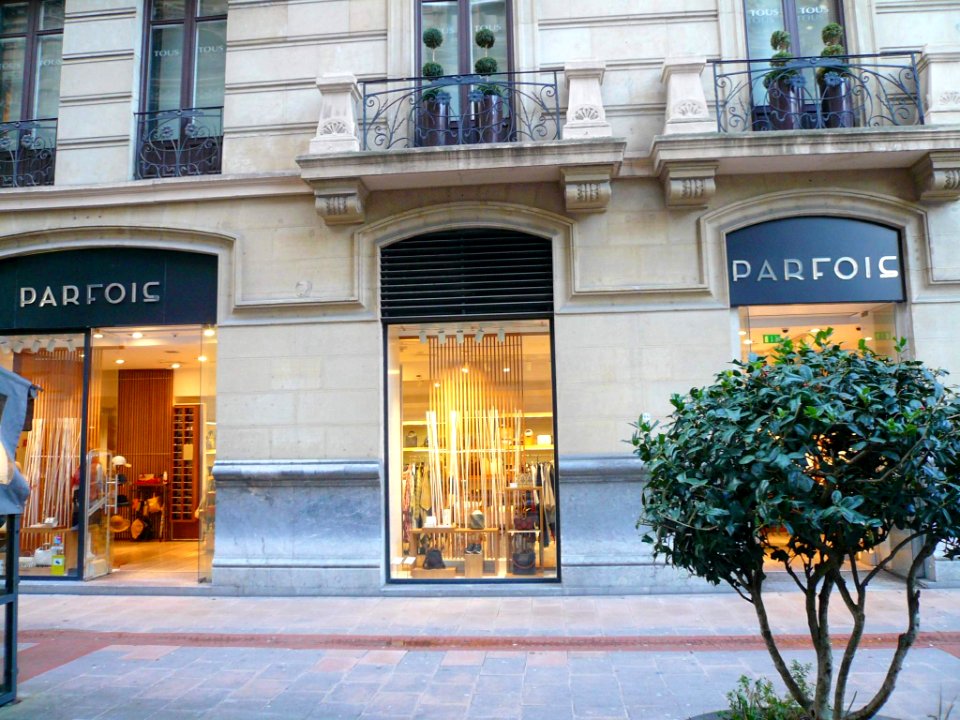 Bilbao - Tienda de Parfois en la Calle Diputación
