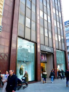 Bilbao - Tienda de Sfera en la Calle Elcano