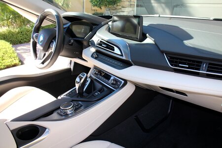 Vehicle i8 bmwi8