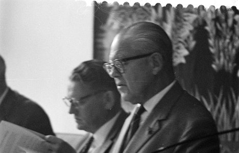 Bijeenkomst van de SER over de representativiteit der hog ambtenaren, Bestanddeelnr 910-7006