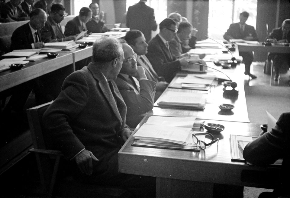 Bijeenkomst van de SER over de representativiteit der hog ambtenaren, Bestanddeelnr 910-7009