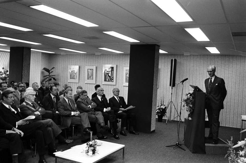 Bijeenkomst ter gelegenheid van de opening, Bestanddeelnr 927-9926