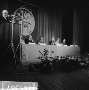 Bijeenkomst vereniging Nederland in den vreemde in de Stadsschouwburg te Utrec, Bestanddeelnr 916-5367