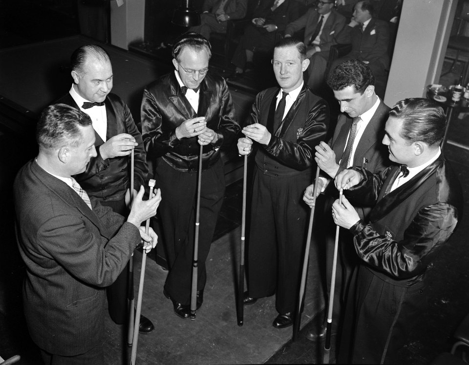 Biljarten hoofdklasse Libre v.l. Henk Metz, Jacobs, Beekman, De Ruyter, Scholte,, Bestanddeelnr 907-5059
