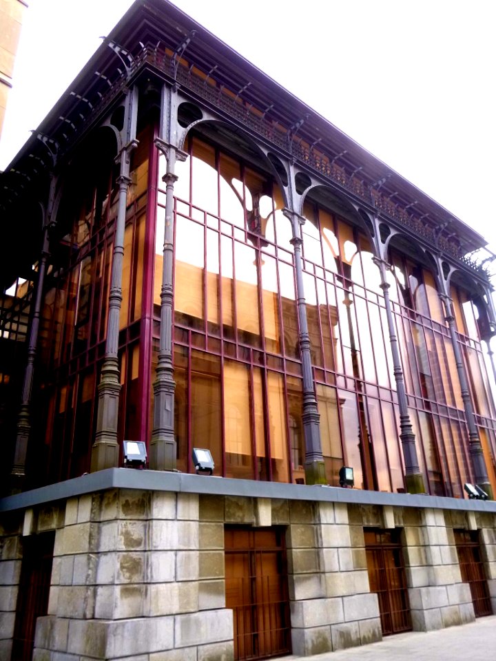Bilbao - Universidad de Deusto, Edificio del Cristal del Centenario 4