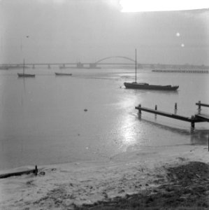 Binnenscheepvaart heeft last van de vorst, Bestanddeelnr 912-0294