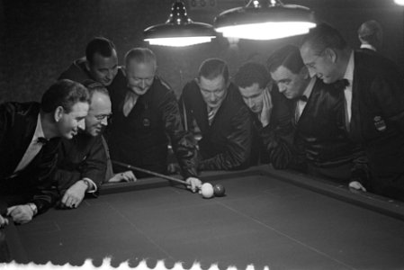 Biljarten Nederlandse kampioenschappen ereklasse 472 te Nijmegen, vlnr Beek, Bestanddeelnr 910-8859