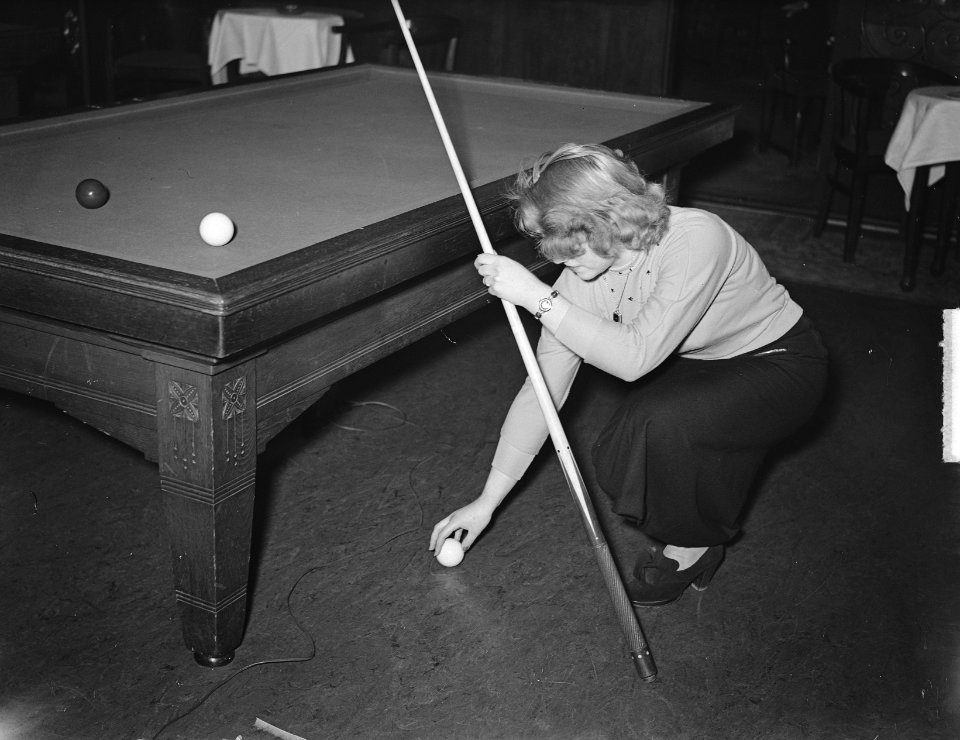 Biljarten dames serie, Bestanddeelnr 904-5015