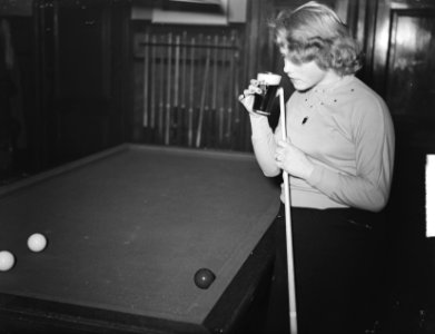 Biljarten dames serie, Bestanddeelnr 904-5013