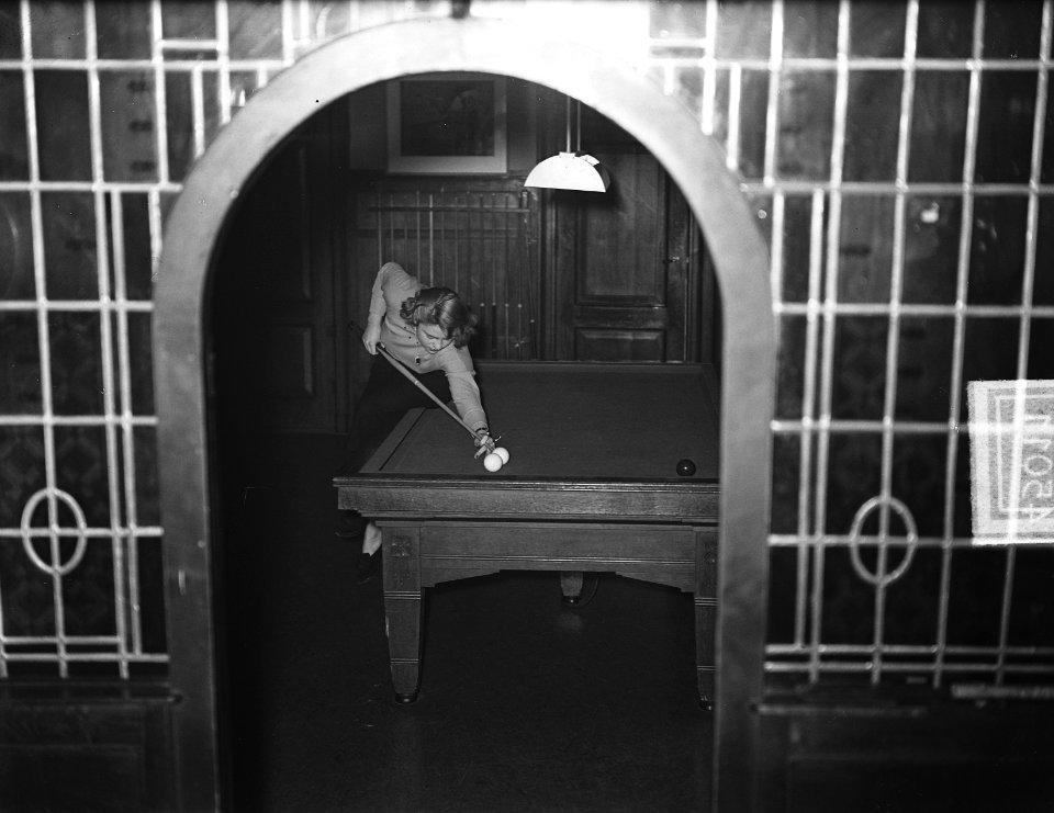 Biljarten dames serie, Bestanddeelnr 904-5011