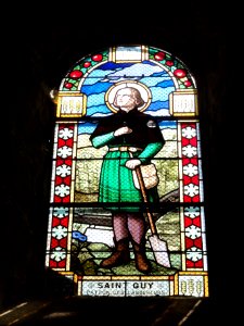 Biollet (Puy-de-Dôme) église vitrail