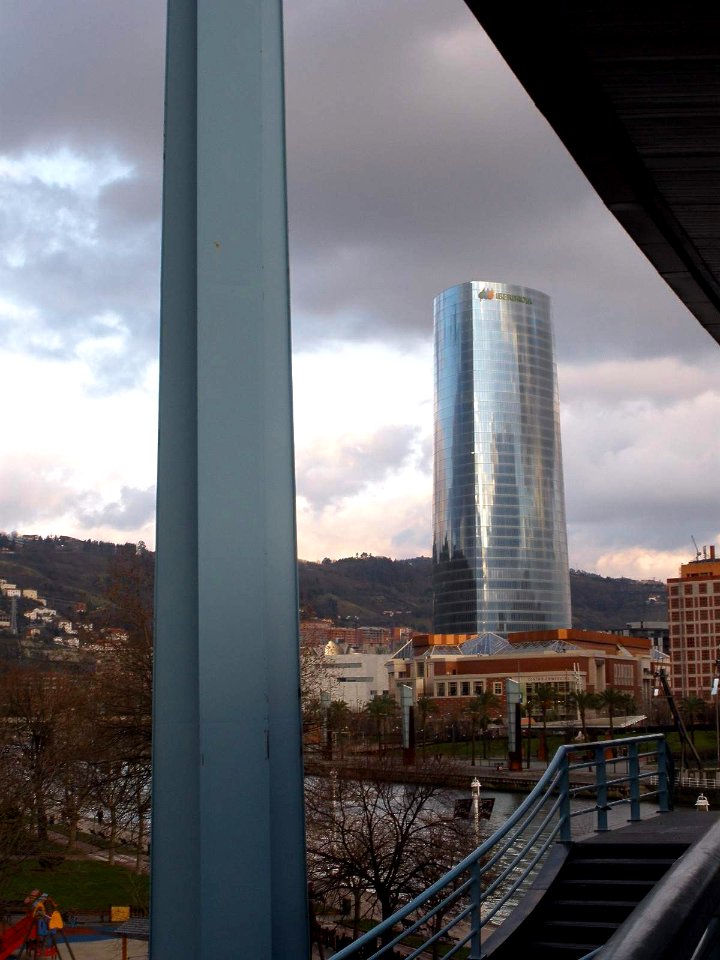 Bilbao - Puente Eukalduna 4