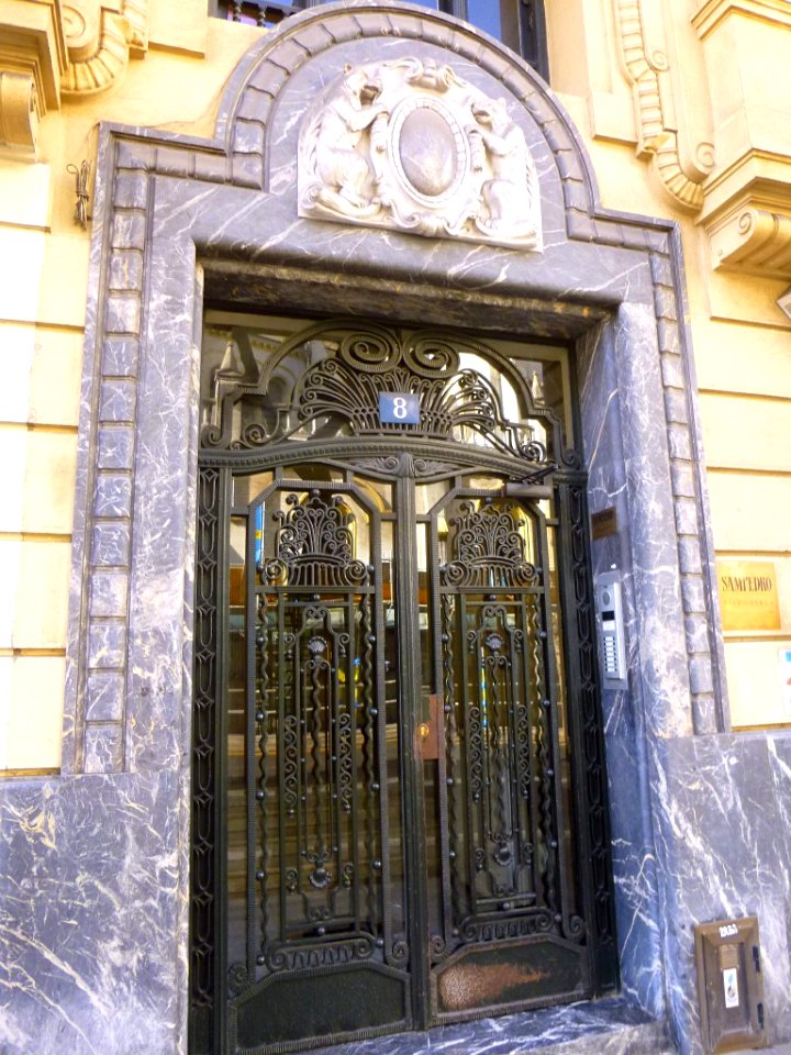 Bilbao - portales y puertas 11