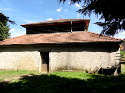 Billy-sous-Mangiennes (Meuse) lavoir à lanterne (01)