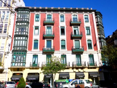 Bilbao - Plaza de Pedro Eguillor 08