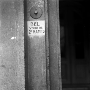 Binnenhof Den Haag Tweede Kamer Deurbel van de 2e Kamer, Bestanddeelnr 900-8307