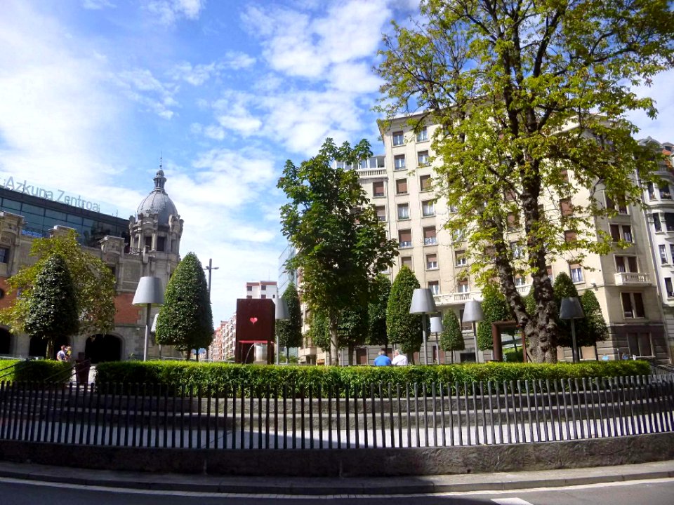 Bilbao - Plaza Arriquibar 4