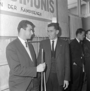 Biljarten, kampioenschap van Nederland te Oss begonnen, vlnr H Scholte , Ti, Bestanddeelnr 914-6086