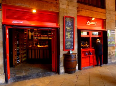 Bilbao - Plaza Nueva, bares 11