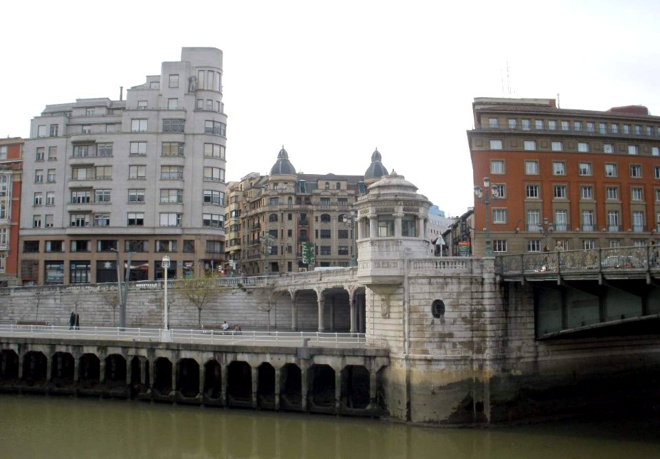 Bilbao - Puente del Ayuntamiento 3